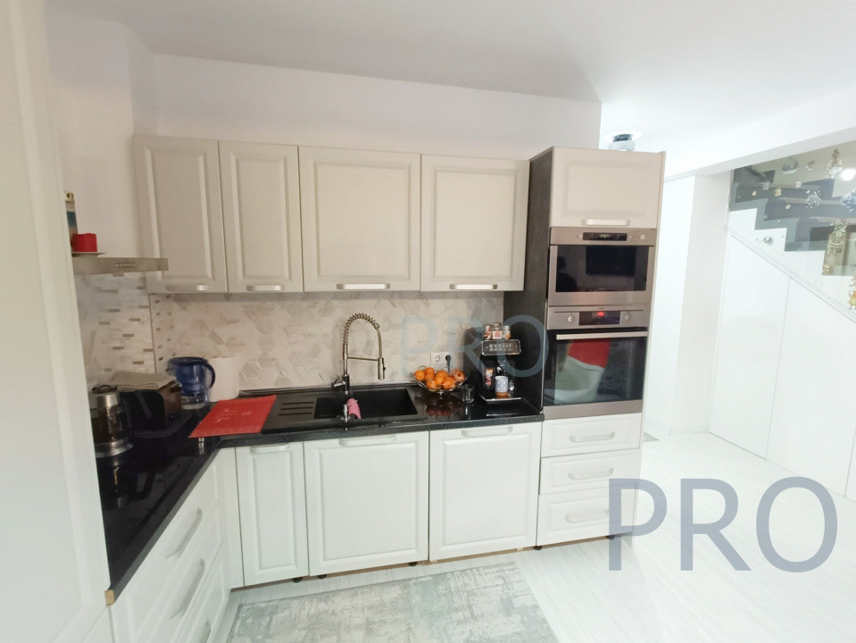 COMISION 0% Casă modernă/5 camere/terasa/garaj/318 mp teren/Șelimbăr 