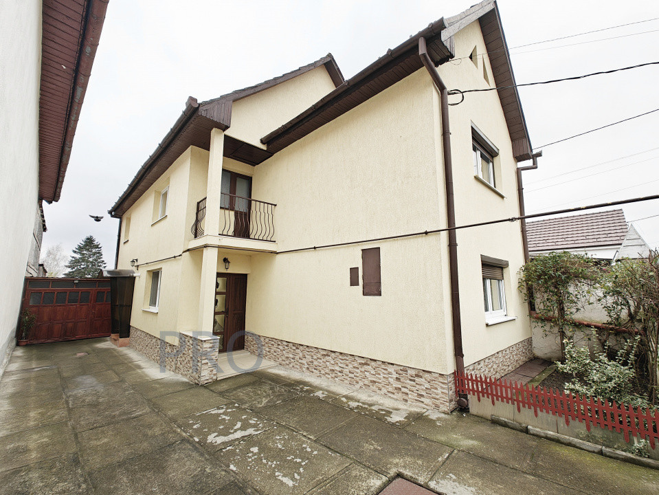 COMISION 0% Casă individuală/5 camere/460 mp teren/garaj/zona D.D. Roșca 