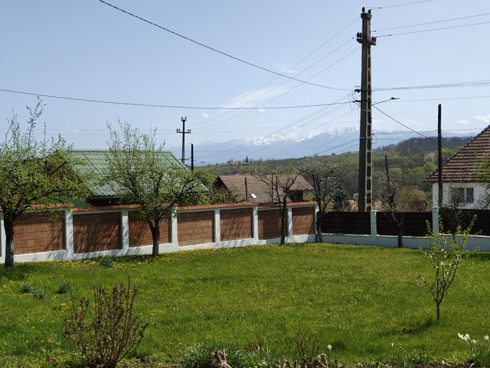 COMISION 0% Casă individuală/5 camere/garaj/2628mp teren/Cisnădioara 