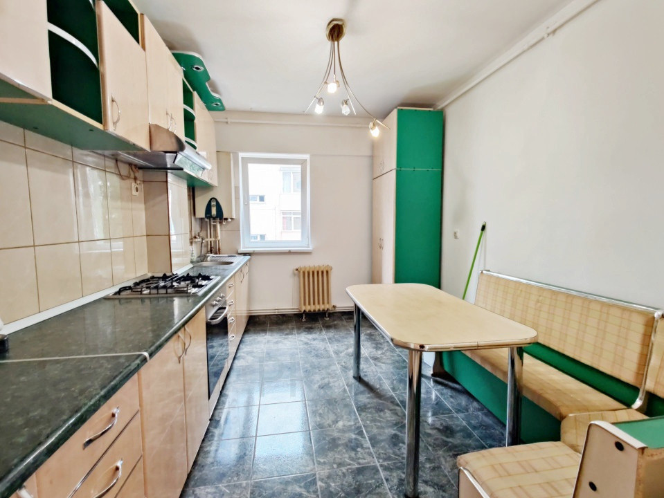 COMISION 0% Apartament 4 camere/2 băi/balcon/etaj 1/Șoimului - OMV Milea