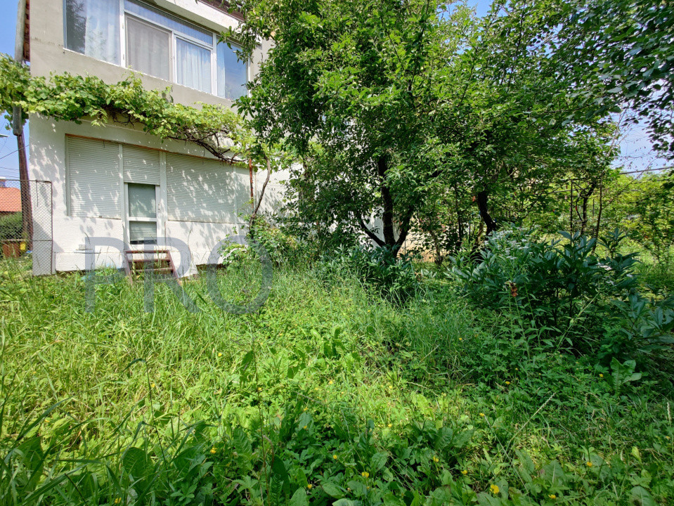 COMISION 0% Apartament cu 3 camere, garaj, pivniță și grădină în Vasile Aaron