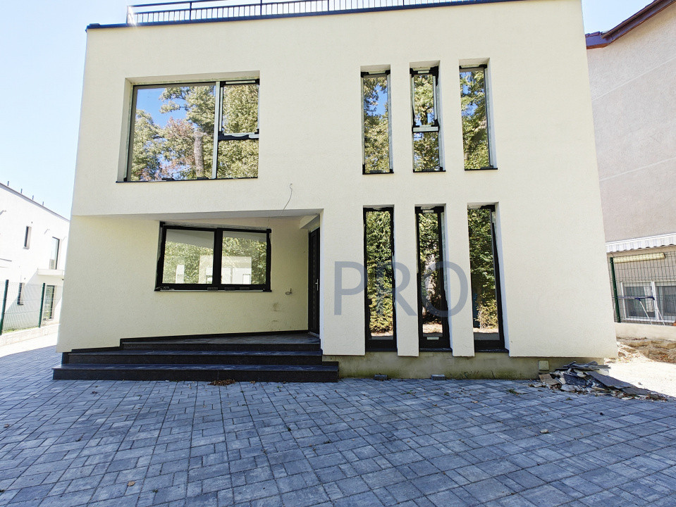 COMISION 0% Casă individuală nouă/4 camere/terasa circulabilă/zona Hilton