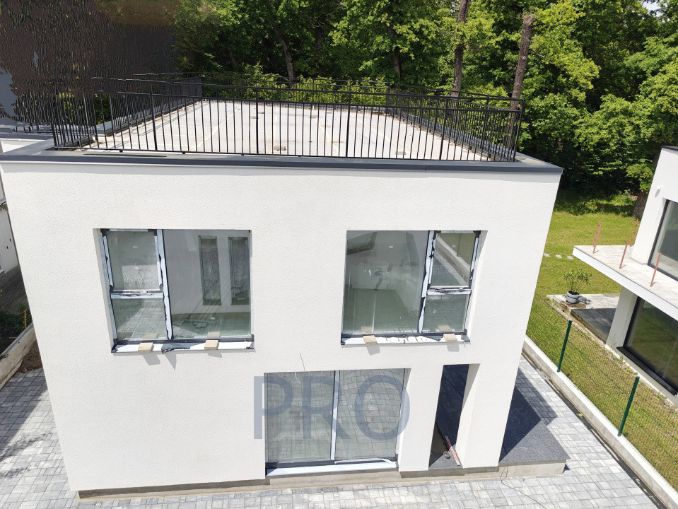 COMISION 0% Casă individuală nouă/4 camere/terasa circulabilă/zona Hilton