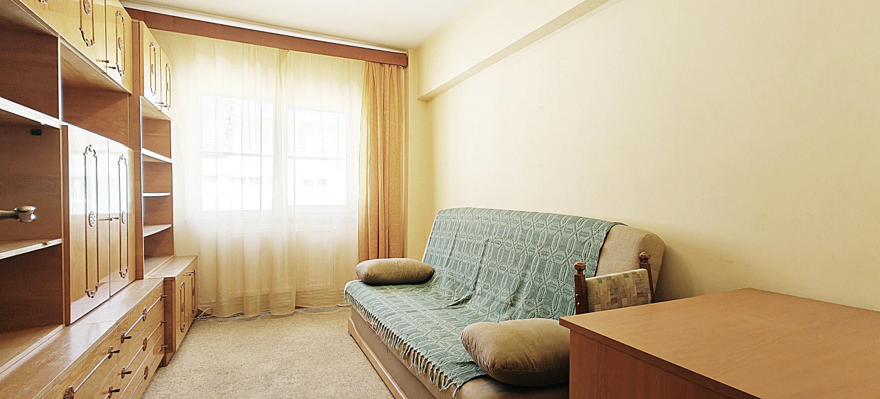 COMISION 0% Apartament 3 camere decomandate/2 băi/balcon/pivniță/Siretului