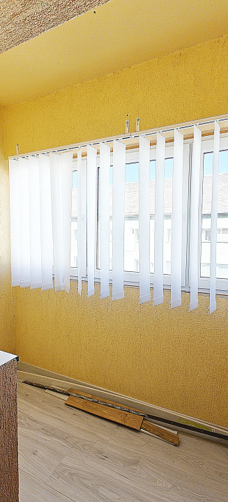 COMISION 0% Apartament 3 camere decomandate/2 băi/balcon/pivniță/Siretului