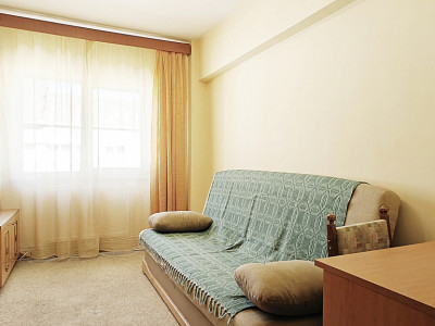 COMISION 0% Apartament 3 camere decomandate/2 băi/balcon/pivniță/Siretului