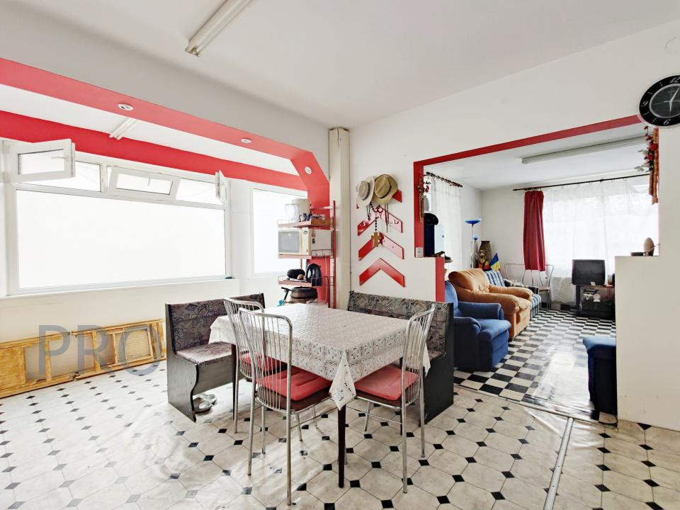 COMISION 0% Spatiu prestari servicii+2 apartamente+garaj+2 terase+520mp teren