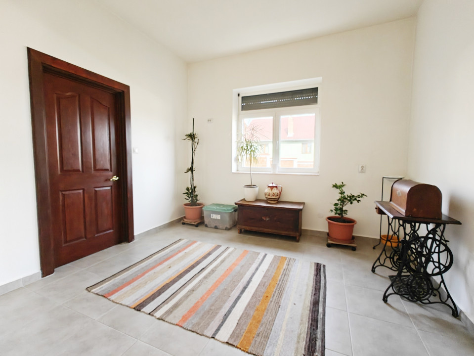 COMISION 0% Casă individuală/5 camere/garaj/2.628mp teren/Cisnădioara 